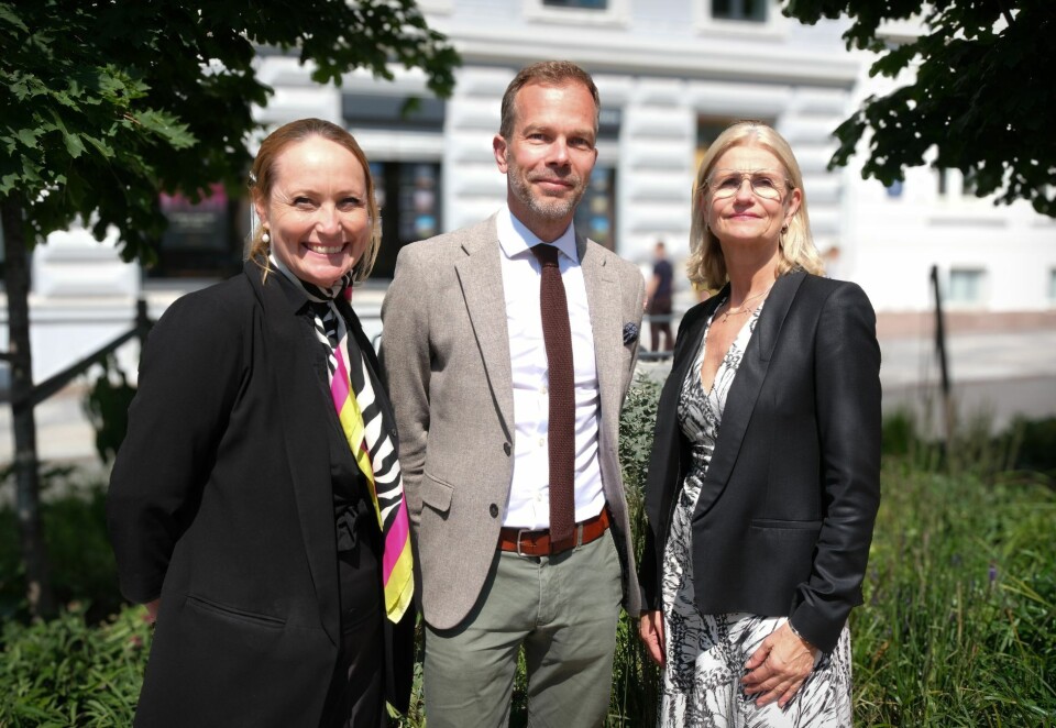 Går sammen: Sammen med 24 medlemsbyråer, bransjeorganisasjonen Grafill og Virke, har designbransjen fått sitt eget bransjeforum. Her fra venstre Lene Renneflott, Niklas Mortensen og Anne Cathrine Knudsen. Foto: Norsk.Design/Grafill/Virke