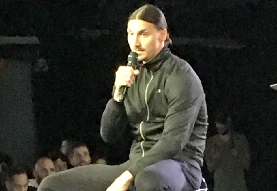 Åpnet showet: Hovedpersonen på det store lanseringseventet var Zlatan selv. Rundt 300 mennesker var spesielt inviterte til moteshowet som fant sted i et gammelt fabrikklokale i Paris.