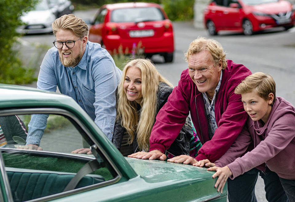 Ny tv-familie: Fra venstre: : Ole Christoffer Ertvaag, Janne Formoe, Sven Nordin og Johannes Blumenthal. Foto: Tarjei Krogh.