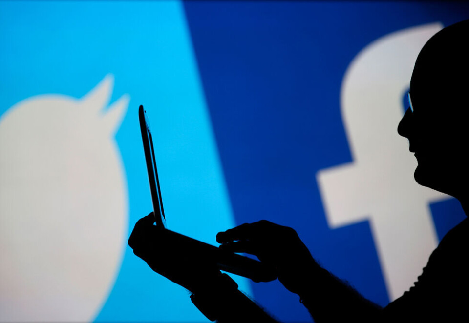 Utspørring: Twitter-sjef Jack Dorsey og Facebook-sjef Mark Zuckerberg blir i Senatet onsdag spurt ut om lovgivning som fritar dem fra ansvar for ytringer på plattformene. Foto: Scanpix.