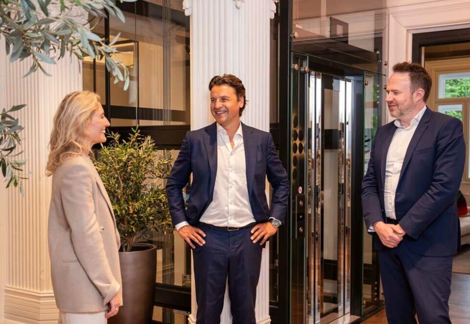 John Kårikstad i Forte Digital kunne i fjor sommer ta i mot sine nye eiere Frida Lillebøe og Morten Borge i Ferd. - Med Ferd som ny medeier får vi større muligheter til å vokse raskere ute i Europa, sa Forte Digital-sjefen den gangen.