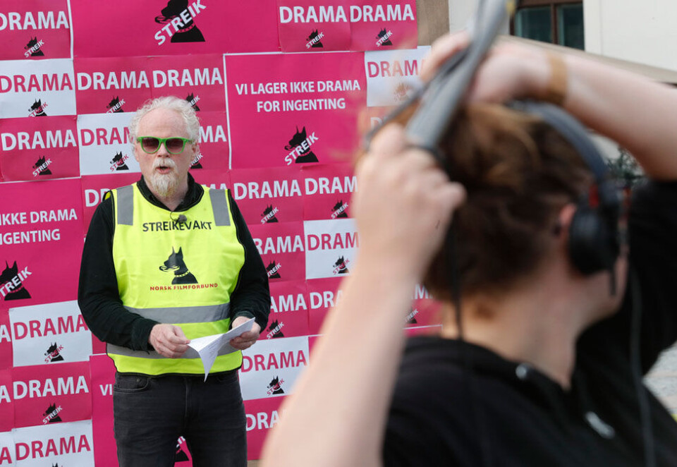 Streiker: - Det blir for vanskelig med usikker og lav lønn, for uforutsigbare og til tider ekstremt lange dager, stor risiko for å ende opp som minstepensjonist og svakt fokus på helse, miljø og sikkerhet i arbeidshverdagen, skriver forbundsleder i Norsk filmforbund. Sverre Pedersen. Foto: NTB Scanpix.