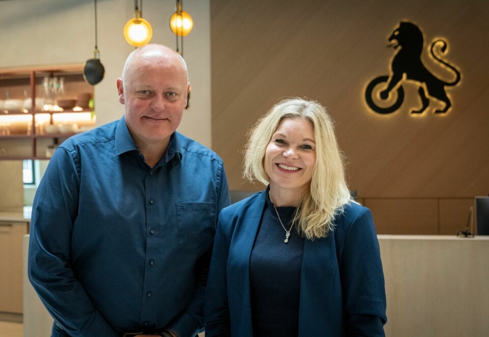 Med på NAF-laget: Stig Skjøstad, administrerende direktør i NAF, får med seg Tina Rødahl på laget.