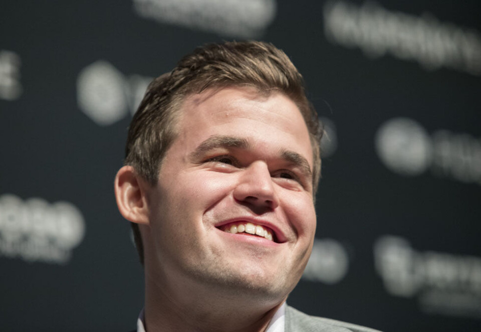Beholdt tronen: Marius Carlsen forsvarte tittelen som verdens beste sjakkspiller. Sendingene ga NRK styrket andel i tv-markedet. Foto: NTB Scanpix.
