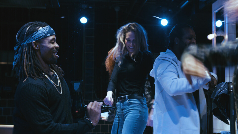 Madcon overrasker frisørkunder i kampanje for TONO