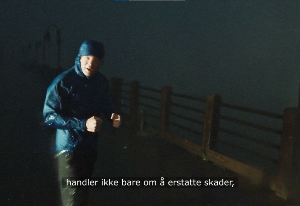 Blåser opp: Det blåser opp til skikkelig uvær i Fremtinds første reklamefilm. - Humor og godt humør er viktig for kulturen i selskapet vårt, selv om vi jobber med store og viktige ting, sier Alexander Kielland Krag, sosiale medier-sjef i Fremtind.