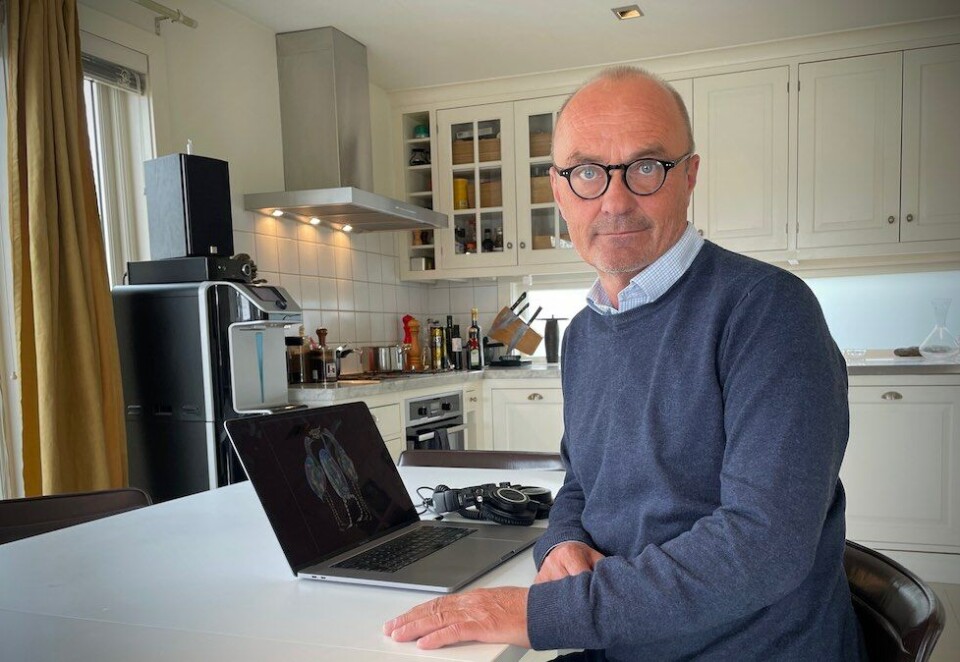 Klar for valgkamp: Mangeårig PR-rådgiver og bil-forkjemper Jarle Aabø skal gi Folkeaksjonen nei til mer bompenger (FNB) et løft i stortingsvalget. Her er han på hjemmekontoret. Foto: Marith Holmgren Sander