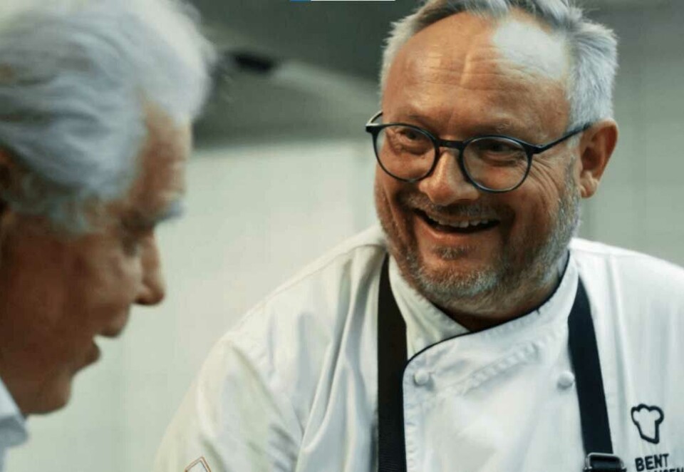 På topp: Rema 1000, Bent Stiansen og beboerne på Nordberghjemmet har skapt klart mest julestemning i førjulstiden viser reklamebørsen for desember. Foto: Skjermdump.