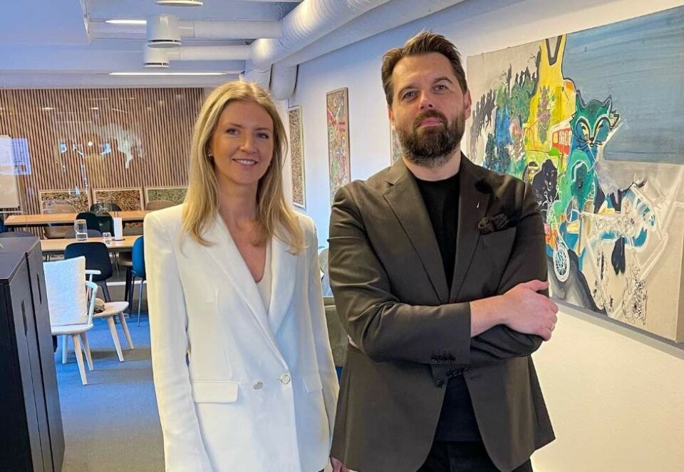 Vokser videre: Byråleder Rikke Etholm-Idsøe med nyansatte Christian Næss Gundersen i Caulis.