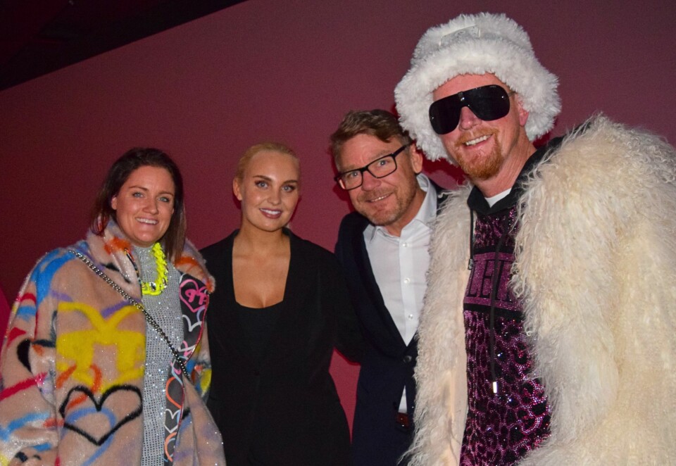 TV-sjef (4): Kenneth Andresen er sjef for Viaplay i Norge. Her sammen med to av deltagerne i den nye dokumentarserien Frie tøyler, Miriam Top og Axel Melbye og radioprogramleder Katrine Arntzen. Foto: Knut Kristian Hauger.