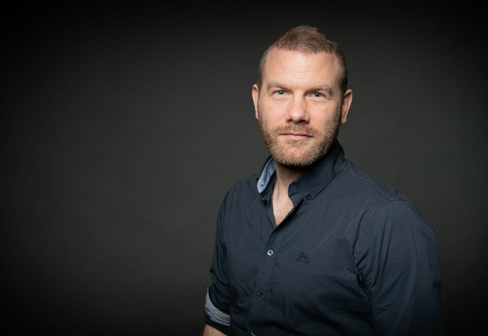 Leder populær satsing: Sigurd Steinum leder redaksjonen som jobber med «Fem fine ting». Analysene viser at dette formatet blir godt tatt imot av NRKs lesere. Foto: NRK