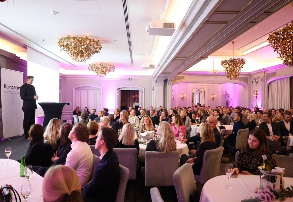 Over 200 bransjefolk var samlet for å feire årets byråer i 2023. 14. november samles vi igjen på Byrådagen 2024.