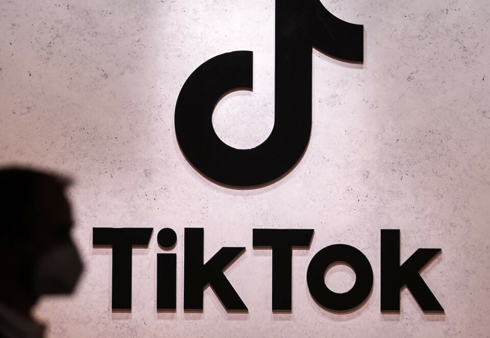 Ny funksjon: TikTok har over enn én milliard aktive bruker hver måned over hele verden. Appen som er kjent for sine korte videoer følger i Metas fotspor og lanserte nylig en egen tekstfunksjon. Foto: AP Photo/Martin Meissner