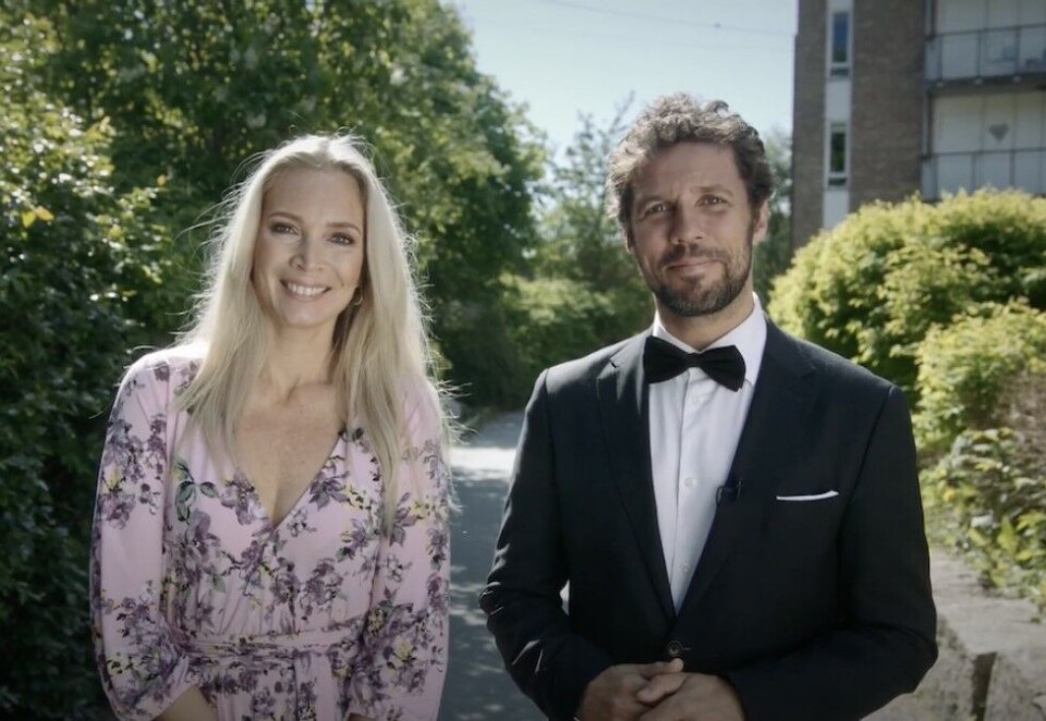 Deler ut priser: Daglig leder i Sponsor- og eventforeningen, Janette Haukland og Freddy dos Santos deler ut priser under sponsor- og eventforeningens digitale prisutdeling.