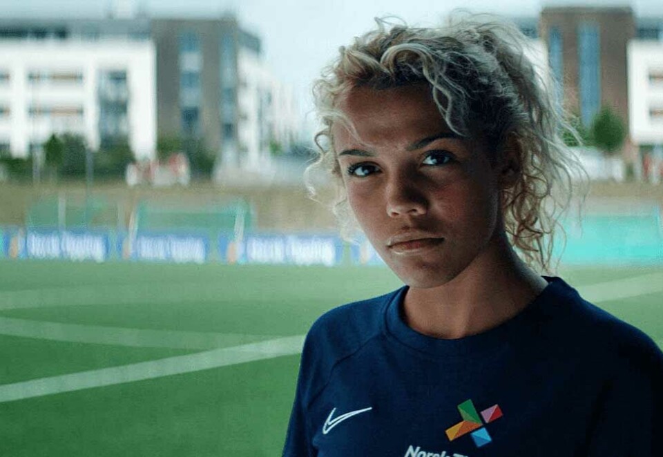Norsk Tipping-ansikt: Vålerengas angrepsspiller, Celin Bizet Ildhusøy, er et av flere ansikt utad i Norsk Tippings nyeste reklamefilm.