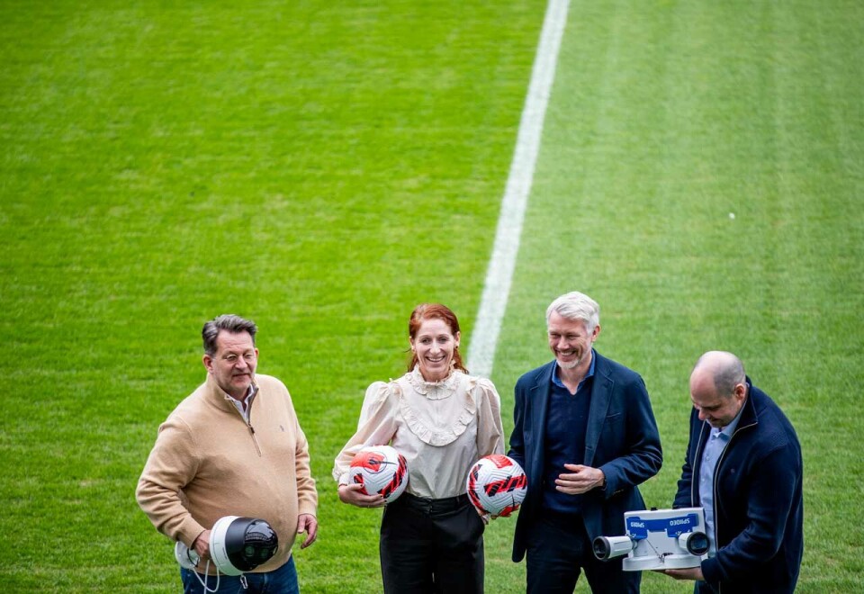 Fotballkamerater: Harald Strømme i MyGame sammen med fotballpresident Lise Klaveness og mediepartnerne Olav T. Sandnes i TV 2 og Amedias Anders Opdahl på Ullevål Stadion i forbindelse med den først presentasjonen av TV-satsing på breddefotball. Foto: Javad Parsa / NTB