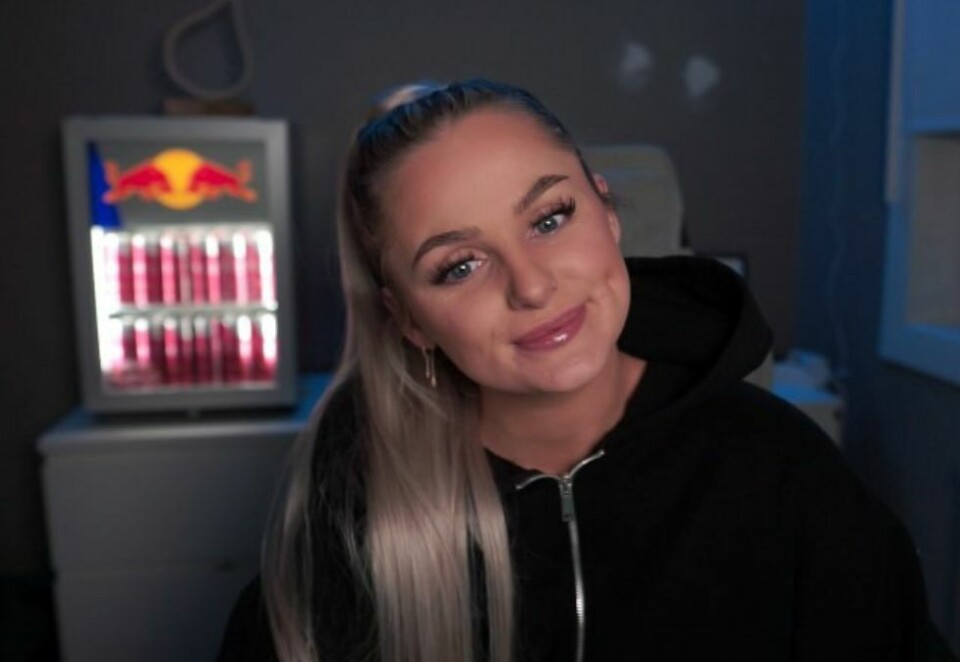 Hyller initiativet: Kamilla Heggelund er en av deltakerne i «Female Gaming Voices», som er et samarbeid mellom Splay One og YouTube. Foto: Splay One