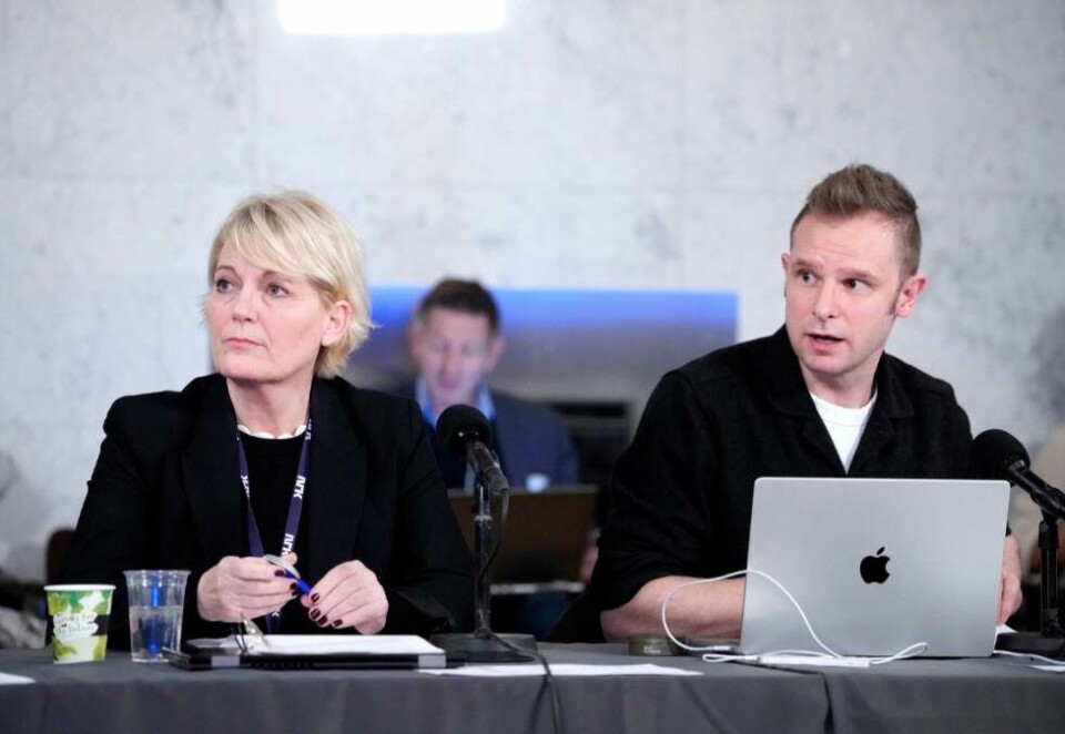 NRK-sjef Vibeke Fürst Haugen (t.v) og leder, Snorre Serigstad Valen i møte i Kringkastingsrådet i NRK om Sophie Elise-saken. Foto: Ole Berg-Rusten/NTB