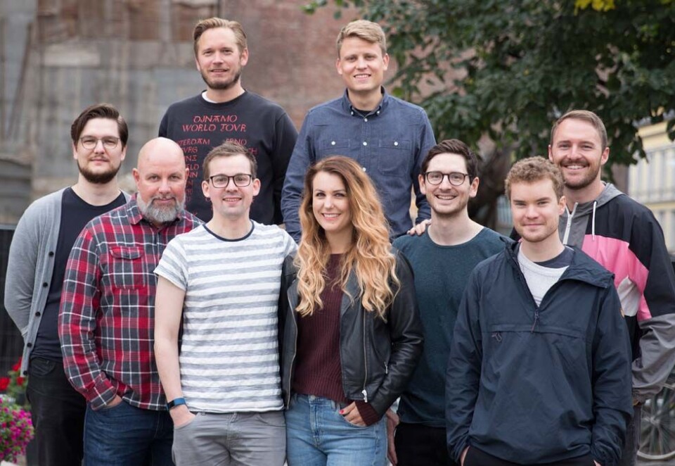 Teamet bak: Teamet bak Netlifes nye merkevare (fra venstre): Markus Ackermann, Eivind Lund, Dag-Henning Brandsæter, Knut Melvær, Randi Govertsen, Bjørn Bergslien, Will Hindson, Ole Magnus Støvern, Dag Helge Sandvik Scott. Målfrid Jordet Ågotnes var ikke tilstede. Foto: Netlife