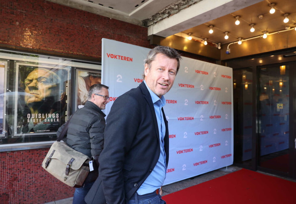 Suksessoppskrift: Programredaktør Trygve Rønningen i TV 2 gjør stor suksess med å utsette kjendiser på stadig tøffere utfordringer. Her er han på vei inn i førpremieren av «Vokteren» på Gimle kino med pressesjef Jan-Petter Dahl. Foto: Eivor Eriksen