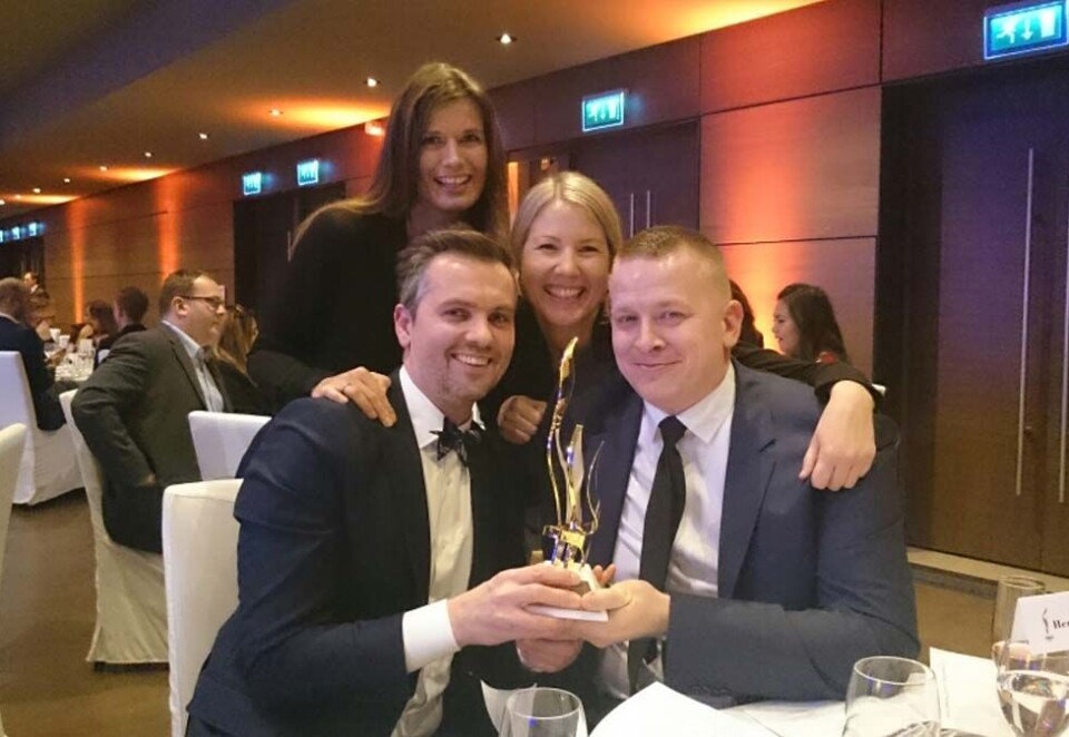 Fransk Släger: PR-byrået Släger fikk to gull under EM i PR i går kveld i Paris. Trigger fikk tre gull, men Släger fikk den gjeveste prisen «Årets kampanje». Fra venstre: Eirik Øiestad, Elisabeth Nedresæter, Elin Værnes og Henning Sverdrup.