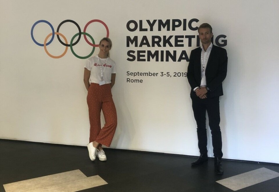 Olympisk møte: Cecilie Svegaarden Thune på Olympic Marketing Summit i Roma i fjor høst. Med på bildet er tidligere markedsdirektør i SAS, Didrik Fjeldstad.