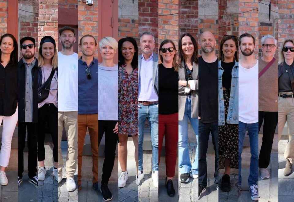 Gruppebilde i koronatider: Her ser du et utvalgt av de nye ansatte i byrået som fremover skal drive som McCann Oslo samlet på ett (korona)brett.