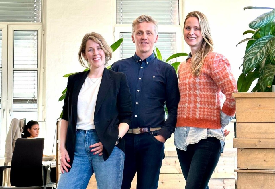 Beholder deler av kontoen: Fra venstre: Stine Myrvang, daglig leder i Smood, Nils Sejersted, byråleder i Mood-gruppen, og Trine Rake Norheim, markedsdirektør i One Call.