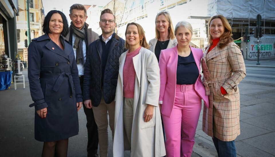 Årets valgkampjury: Fra venstre ser du Guri Størvold, Knut Kristian Hauger, Christian Laland, Siv Sandvik, Anne-Lise Mørch von der Fehr, Maja Sojtaric og Elin Ludvigsen (juryleder). Foto: Eivor Eriksen.