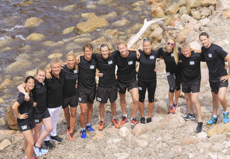 Tiende runde: Årets deltagere er Ann Kristin Flatland, Karoline Dyhre Breivang, programleder Dag Erik Pedersen, Karina Hollekim, Lars Berger, Tom Hilde, Ole Martin Årst, Hanne Haugland, Kine Olsen Vedelden, Pål Anders Ullevålseter og Glenn Solberg. Foto: Sunniva Luca Veliz Pedersen/NRK