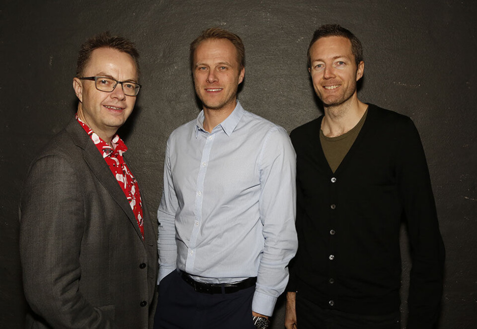 På reklamejakt: Harald Eide-Fredriksen (fra venstre) i Dentsu Aegis, Glenn Engebretsen i Group M og Jonas Buskop i Omnicom Media Group kjøper tv-reklame på vegne av noen av Norges største annonsører. Foto: Eivor Eriksen