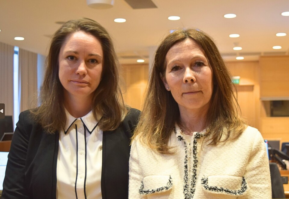 Sjokoladestrid: Marketing Director i Orkla, Julie Undlien Wisth (f.v.), mener Mondelez og Freia snylter på Stratos. Her sammen med kommunikasjonsdirektør i Orkla Confectionary & Snacks, Elisabeth Aandstad Ekheim. Foto: Anette Johansen-Desjardin