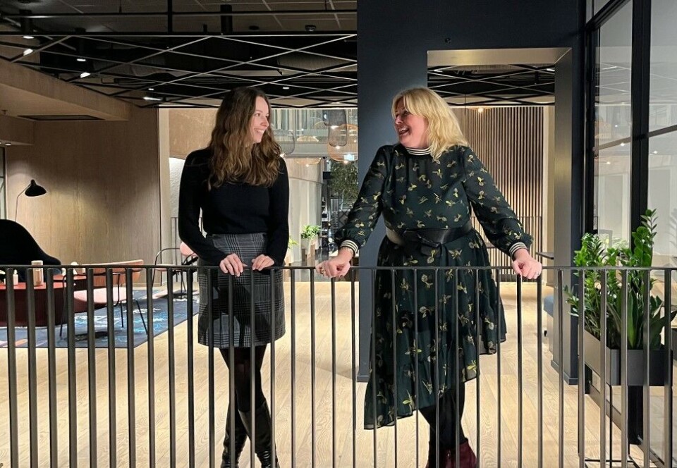 Full klaff: Nyansatte Mathilde Weiby sammen med byråleder Ann-Kristin Hansen i AntiDiffer.