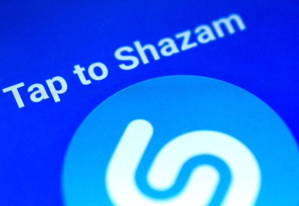Kjenner igjen: Appen Shazam kjenner igjen musikk ved å 'høre' på den. Nå er selskapet bak kjøpt opp av Apple. Foto Reuters/NTB Scanpix