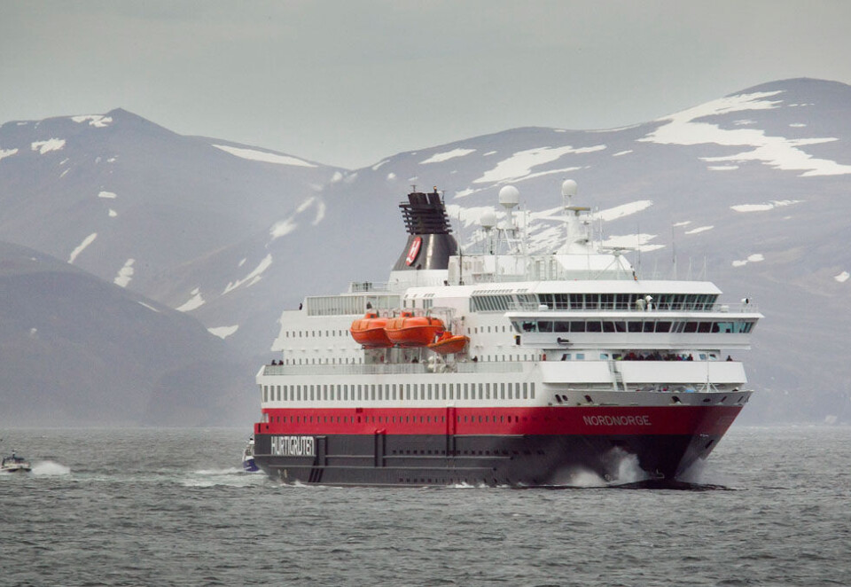 Deles i to: Hurtigruten deler seg i et norsk selskap og et internasjonalt selskap. Nå er det klart at det internasjonale selskapet skal hete HX. Foto. NTB.