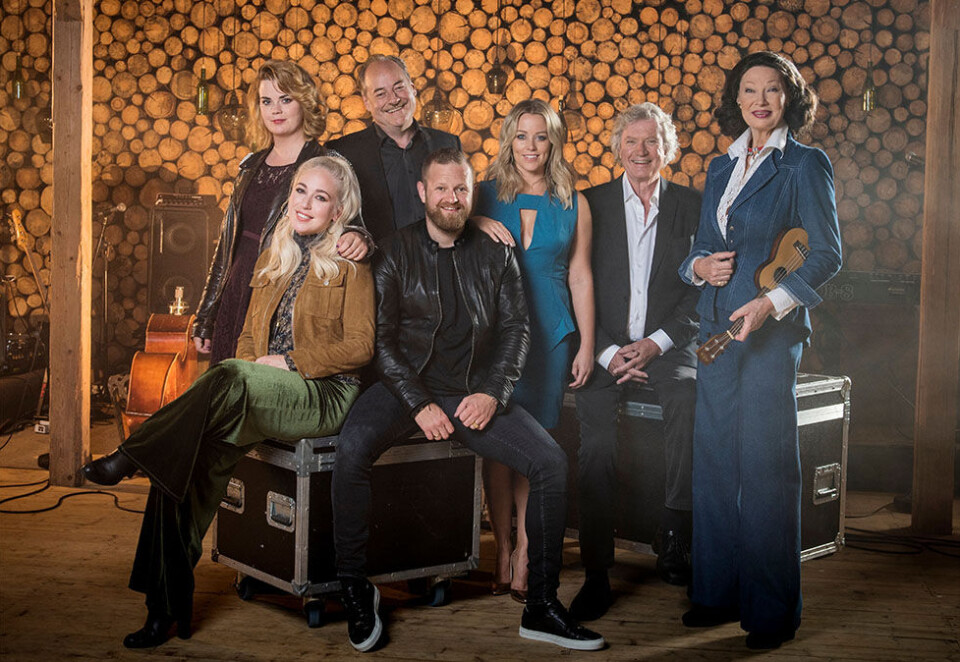 Årets artister: Ida Maria, Margaret Berger, Eldar Vågan, Esben «Dansken» Selvig, Hanne Sørvaag, Benny Borg og Åse Kleveland møtes på TV 2 hver lørdag i vinter. Foto: TV 2.