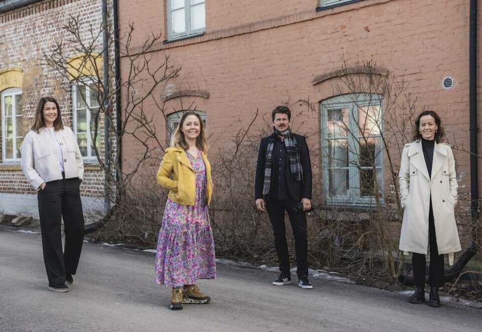 Nye rådgivere: Fra venstre: Christina Øien og Pia Bråthen med avdelingsleder Øivind Winge og administrerende direktør Line Konglevoll i Plan-B.
