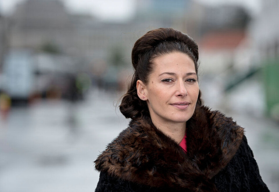 Ingen lykke i forhandlingene: Det har ikke lykkes NRK og Norsk Filmforbund (NFF) å bli enige om en ny avtale. Her er Pia Tjelta fra serien «Lykkeland» som har gått på NRK i vinter. Foto: NRK