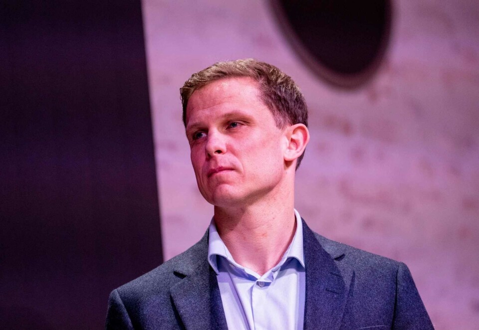 Forsvarer mediebudsjettet: Erlend Hanstveit, statssekretær i Kultur- og likestillingsdepartementet, under debatt på Pressens hus tidligere i år. Foto: Javad Parsa / NTB