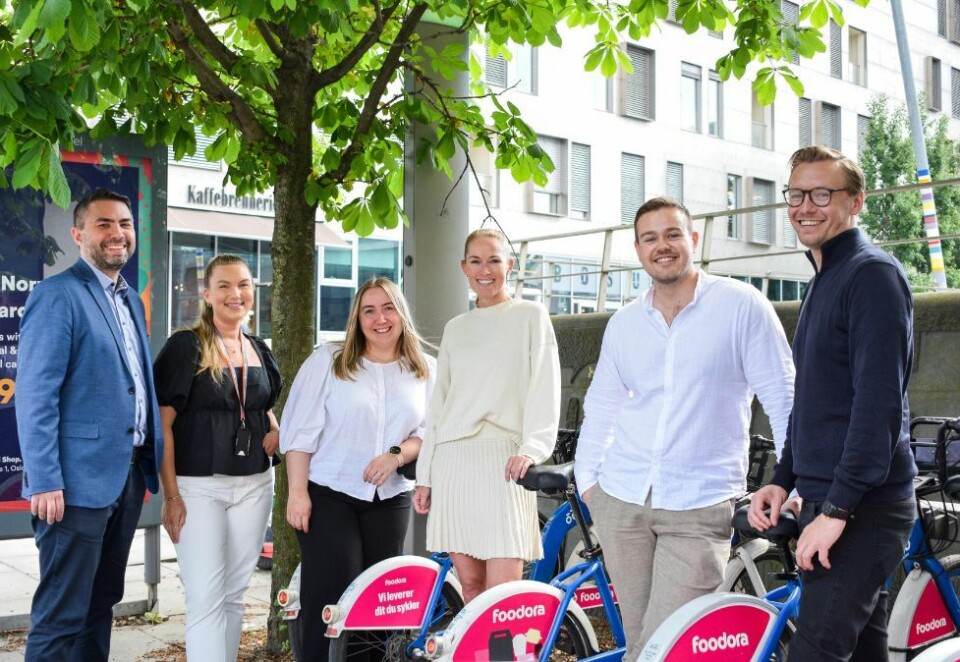 Nye fjes: Mihai Dumitrescu, Alina Konyukhova, Emilie Andersson, Anne Lier, Thomas Toft og Jim Kristiansen er alle nye i Clear Channel. Aurora Nilsen som også er ny i utendørsselskapet var ikke tilstede da bildet ble tatt.