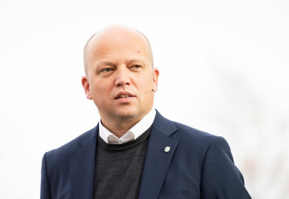 Varsler kraftige kutt: Leder i Sp, Trygve Slagsvold Vedum, under presentasjonen av regjeringsplattformen ved Hurdalsjøen hotell. Foto: Torstein Bøe/NTB