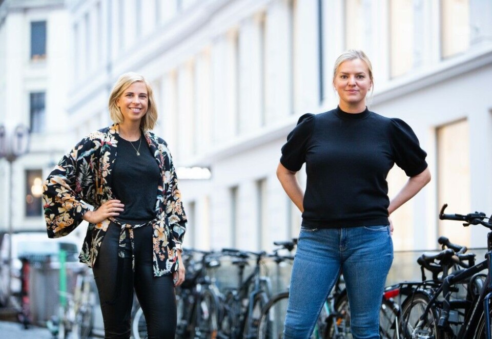 Til Try: Kristine Eikenes, assisterende daglig leder i Try Råd, sammen med ny prosjektleder Nina V. Hove som hentes fra JCP. Foto: Try