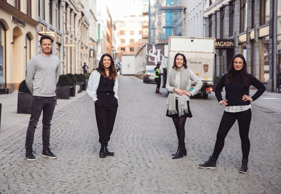 Nye «buddies»: Fra venstre: Kaare Øystein Trædal (Try Pearl), Lise Lillevold (Porterbuddy), Martina Nicole Næss (Porterbuddy) og Charlene Walkoff (Pearl Try).