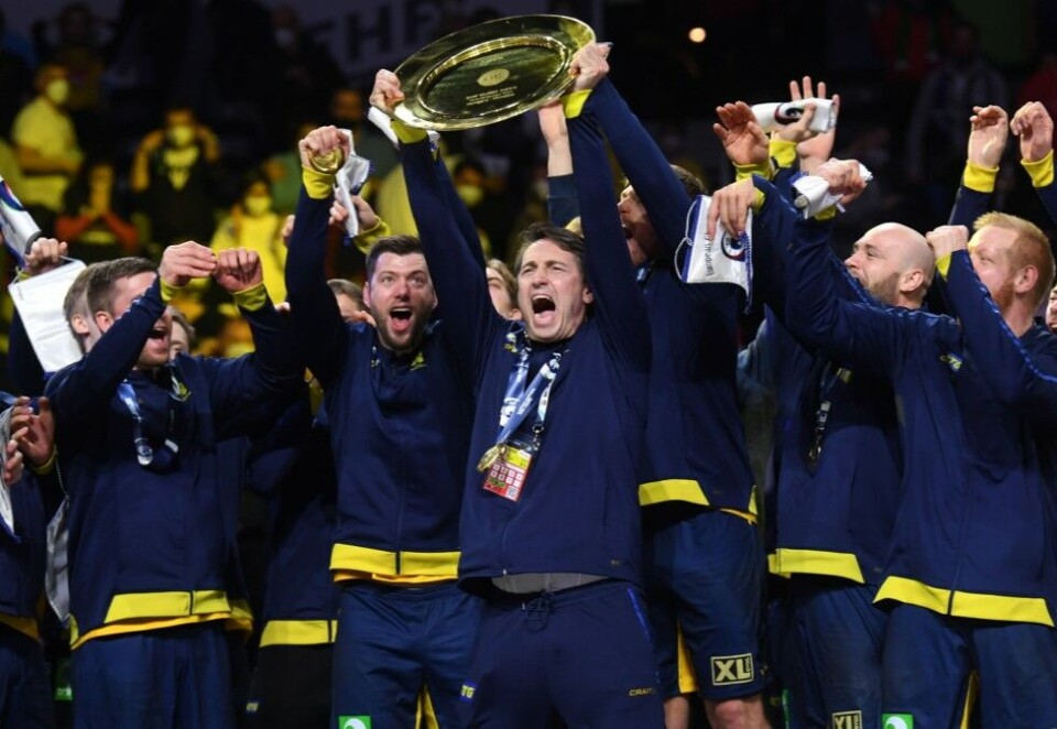 EM-gull: Norske Glenn Solberg kan juble etter å ha vunnet EM-gull med Sverige. Foto: Fredrik Sandberg/TT / NTB