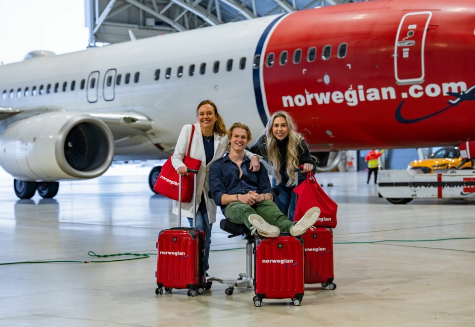 Lanserer realityserie: I den nye realityserien fra realityserien «Takeoff» - som er produsert av Schibsted Partnerstudio - blir vi kjent med tre reiseinfluensere. Fra venstre: Merete Moen, Johan Haugsrud og Amalie Elea Olin Lundstad. Foto: Schibsted Partnerstudio /Norwegian