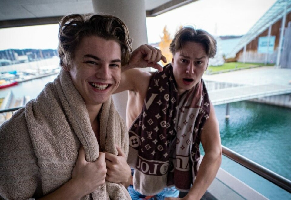 Suksess: Henrik og Henrik, henholdsvis Henrik Oven og Henrik Viken, gjør braksuksess på Snapchat med sin programserie «House Tour».