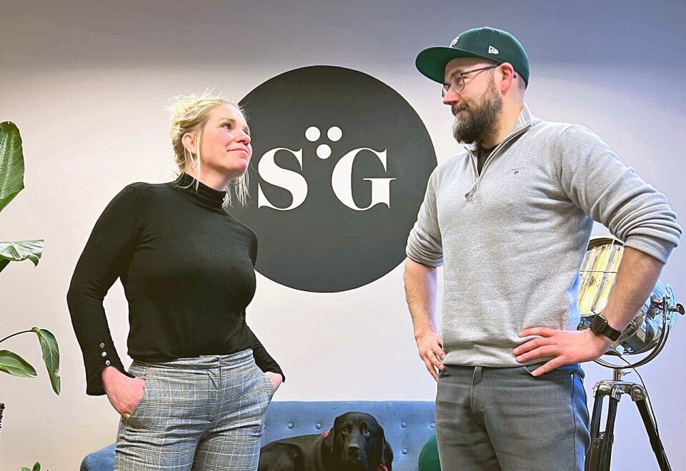 Fra godt til vondt: Mai-Bente Paulsen og Markus Lind er ektefeller på privaten, men også partnere i forretninger med kommunikasjonsbyrået Something Good. - Det er en tid for alt, og nå lukker vi døra til kontorlokalene våre for siste gang. Det har vært gøy, spennende, lærerikt og krevende, sier Paulsen.