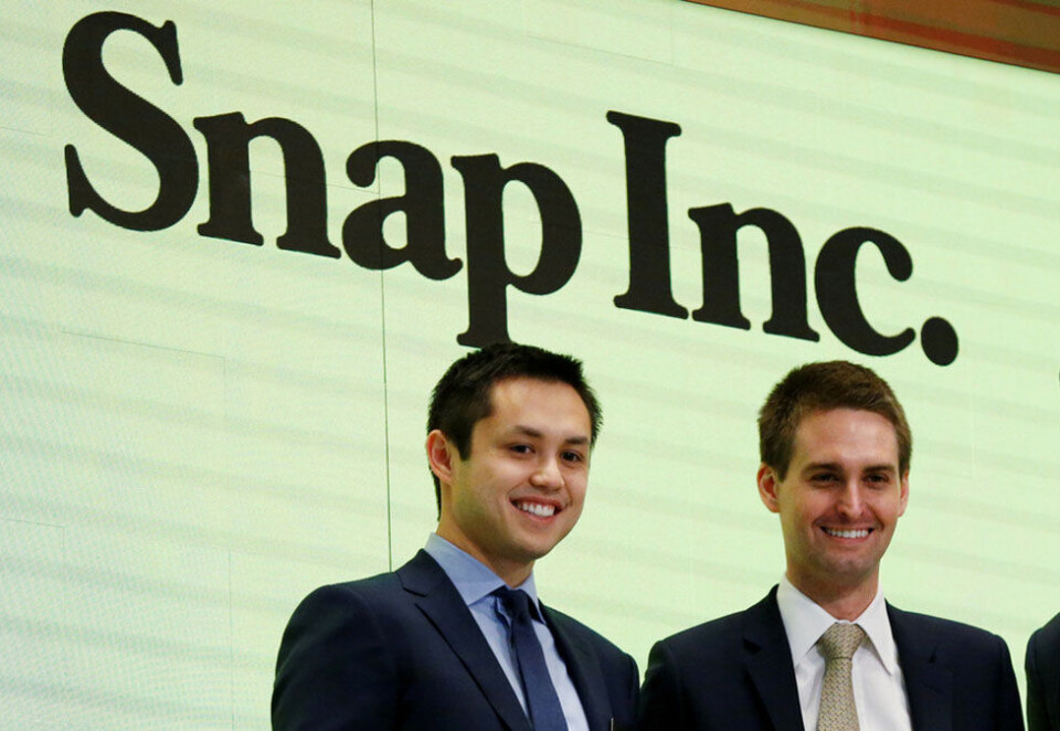 Snapchat-gründerne Evan Spiegel (til høyre) and Bobby Murphy har fått mye juling etter at de tok selskapet sitt på børs i mars i fjor. Foto: Reuters/Lucas Jackson.