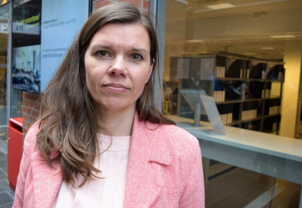 Tror ikke leserne ser forskjell: Forsker Bente Kalsnes snakket denne uken om hva som kan svekke tilliten til mediene under konferansen «Tillit, falske nyheter og faktasjekk». Foto: Camilla Hellum