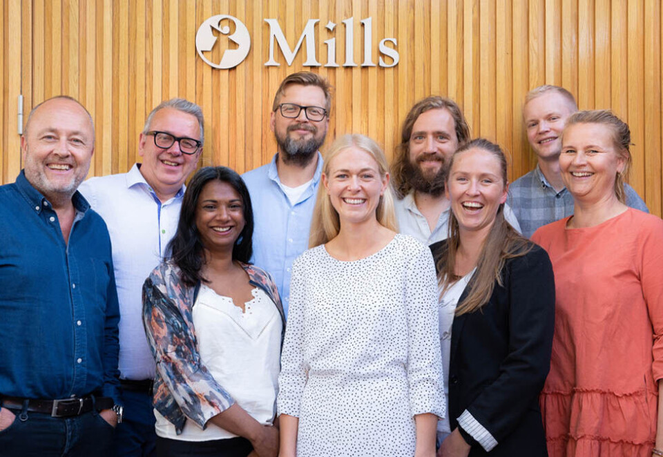 Mat på kjøkkenet: At matvarene til Mills passer godt inn hos Kitchen Reklamebyrå burde kanskje ikke overraske, men det ble uansett utfallet etter at medie- og reklamesjefen Jenný Rut Sigurgeirsdóttir (helt til høyre) avsluttet sin byråkonkurranse. Her sammen med gjengen i Kitchen og Mills.